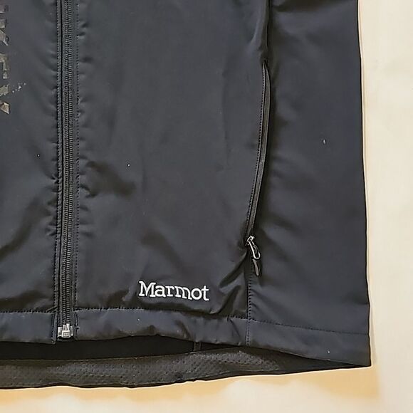 Marmot Approach Vest with Embroidery size large - Picture 2 of 9